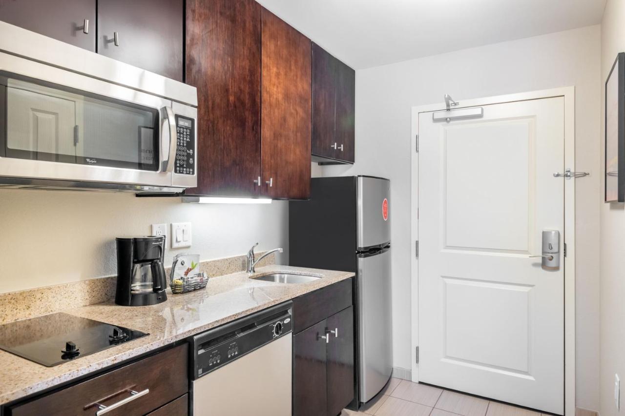 Towneplace Suites By Marriott Charlotte מורסוויל מראה חיצוני תמונה