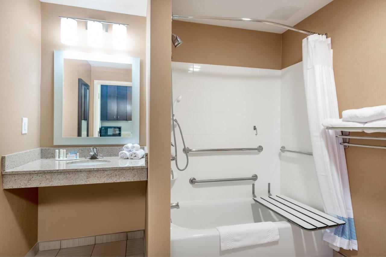 Towneplace Suites By Marriott Charlotte מורסוויל מראה חיצוני תמונה