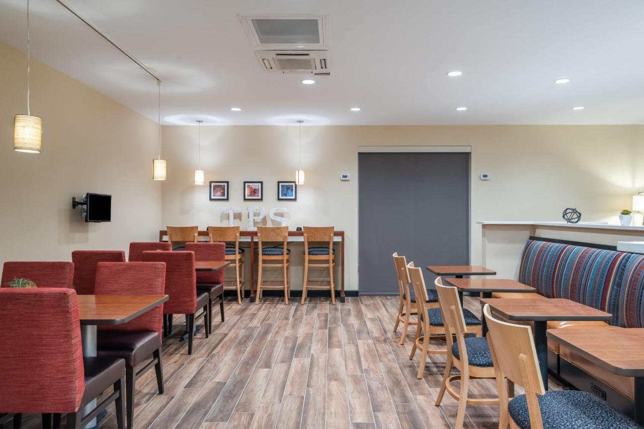 Towneplace Suites By Marriott Charlotte מורסוויל מראה חיצוני תמונה