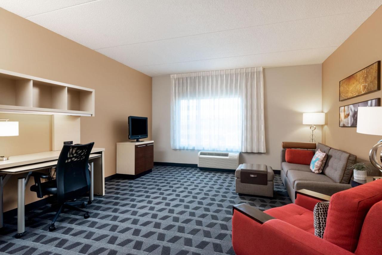Towneplace Suites By Marriott Charlotte מורסוויל מראה חיצוני תמונה
