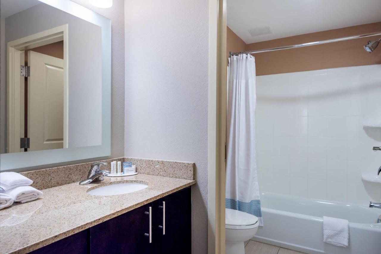 Towneplace Suites By Marriott Charlotte מורסוויל מראה חיצוני תמונה